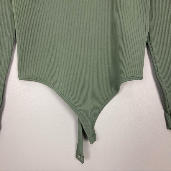 Intimately Free People XYZ Turtleneck Bodysuit Top Women’s Size XL Ribbed Green - Picture 4 of 8
